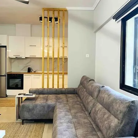 Apartment 2 Bedroom Family With Free Parking Thessaloniki