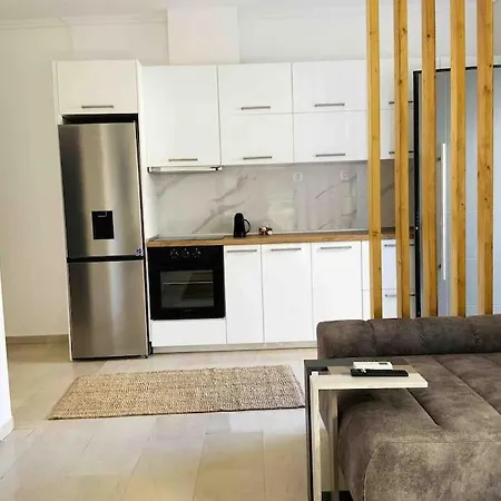 2 Bedroom Family With Free Parking