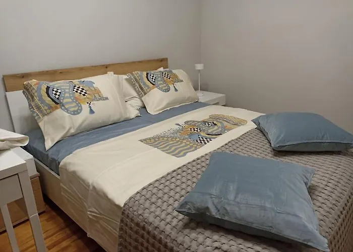 2 Bedroom Family With Free Parking * Thessalonique
