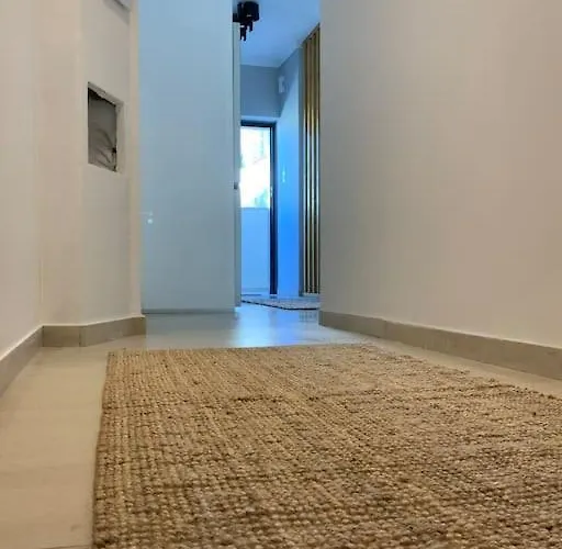 Appartement 2 Bedroom Family With Free Parking *