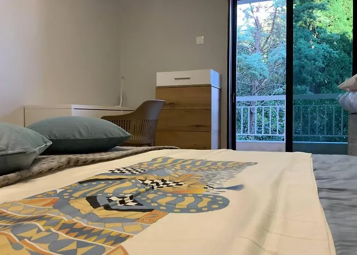 2 Bedroom Family With Free Parking *