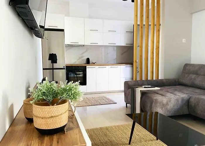 Lejlighed 2 Bedroom Family With Free Parking *