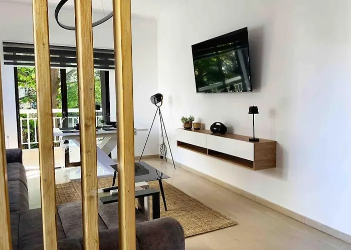 2 Bedroom Family With Free Parking Thessaloníki